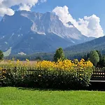 Alpinum - Guenstige In Der Zugspitz Arena Vandrarhem *