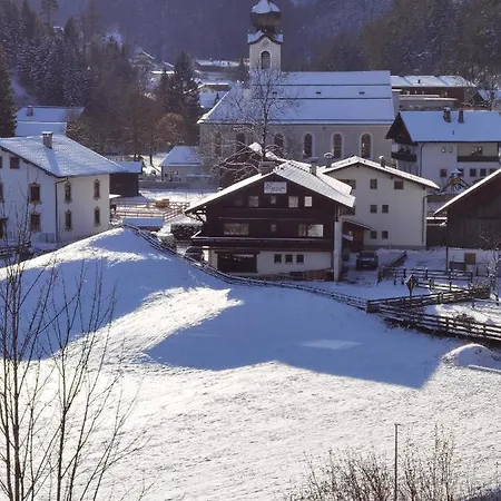 Alpinum - Guenstige In Der Zugspitz Arena ホステル *