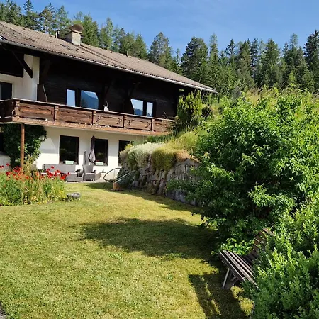 Alpinum Hostel
