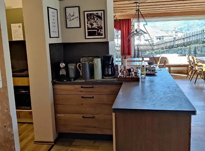 Alpinum ホステル