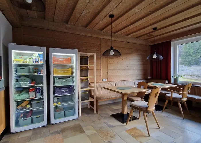 Hostel Alpinum - Guenstige In Der Zugspitz Arena Biberwier