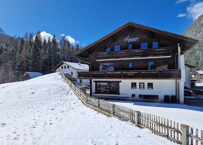 Hostel Alpinum - Guenstige In Der Zugspitz Arena *