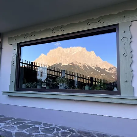 Hostel Alpinum - Guenstige In Der Zugspitz Arena